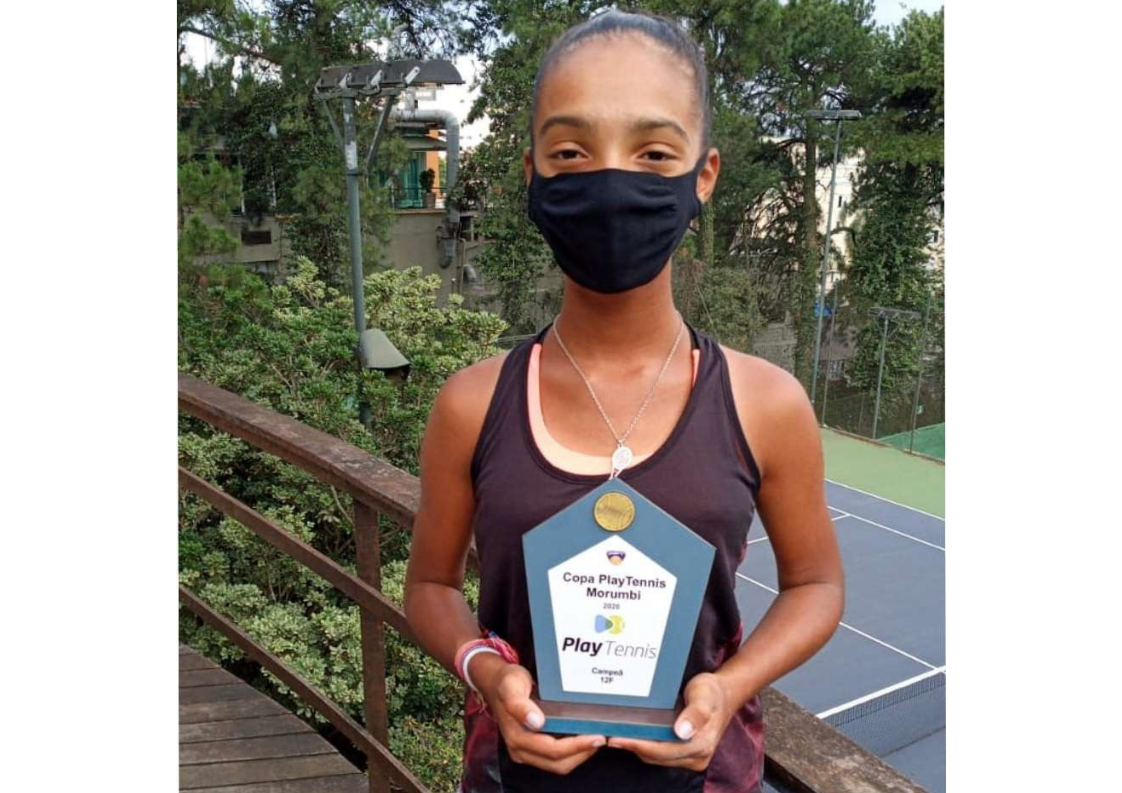 Maria Clara campeã no Play Tênis Morumbi